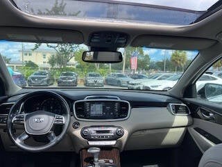 2019 Kia Sorento EX V6 4dr SUV