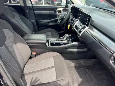 2022 Kia Sorento LX 4dr SUV