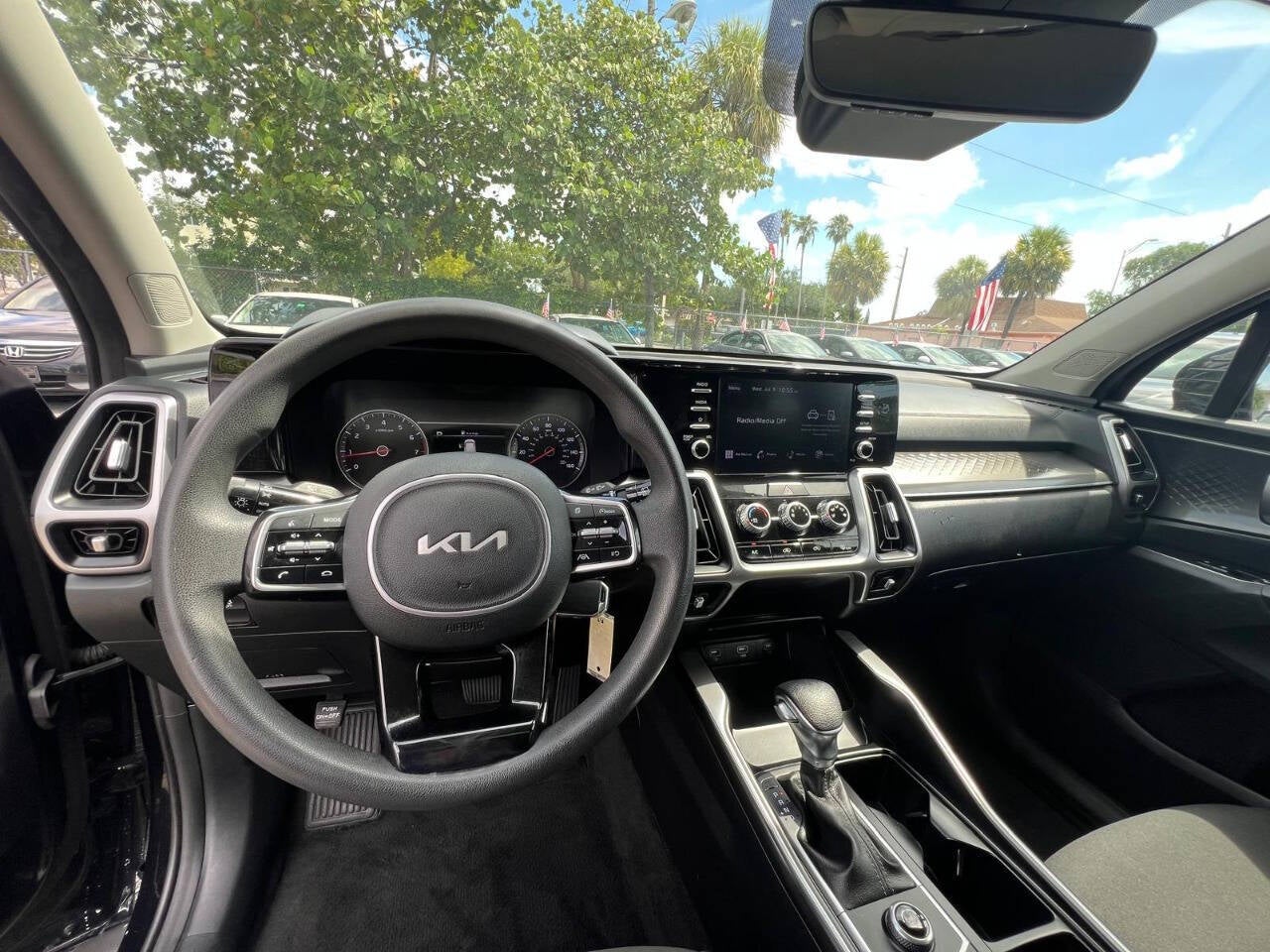 2022 Kia Sorento LX 4dr SUV