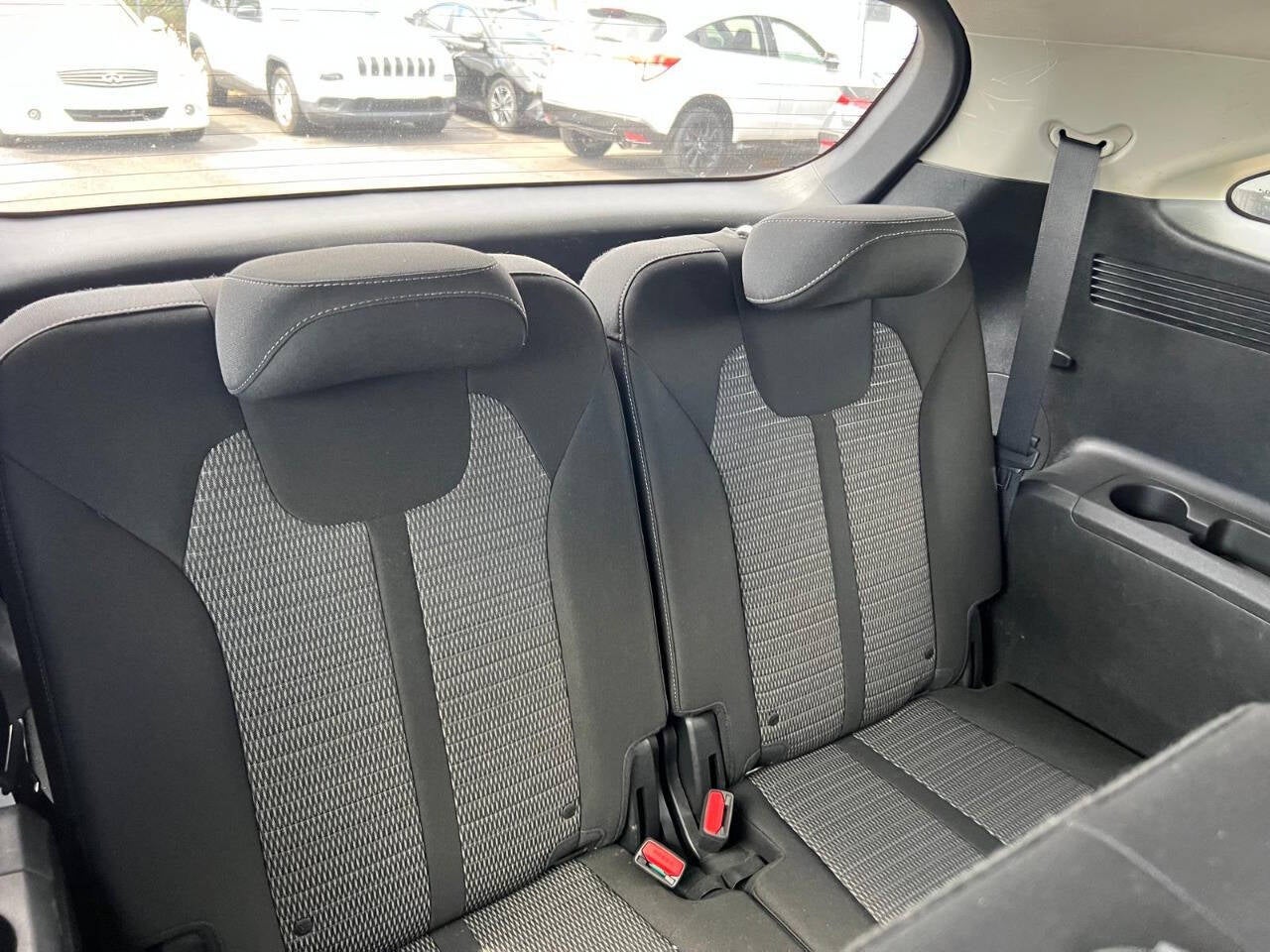 2022 Kia Sorento LX 4dr SUV