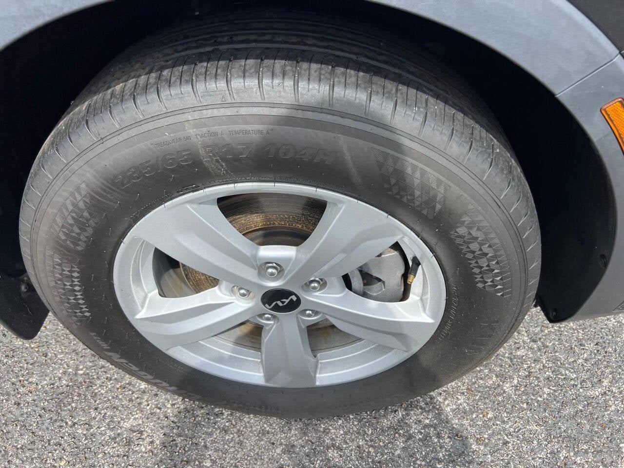 2022 Kia Sorento LX 4dr SUV