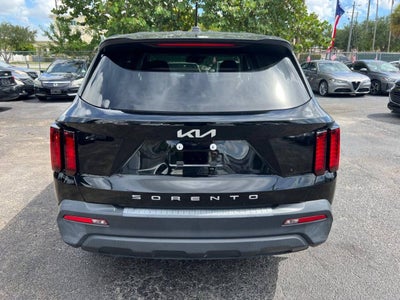 2022 Kia Sorento LX 4dr SUV