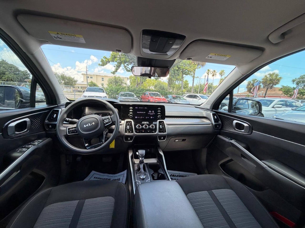 2022 Kia Sorento LX 4dr SUV