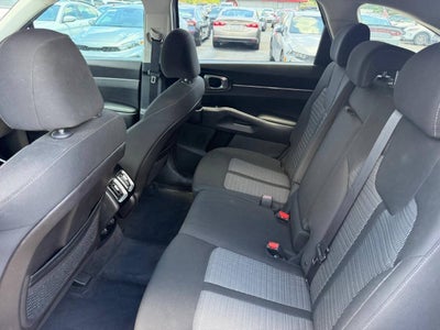 2022 Kia Sorento LX 4dr SUV