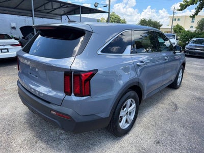2022 Kia Sorento LX 4dr SUV