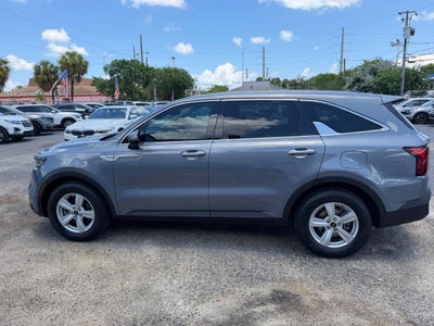 2022 Kia Sorento LX 4dr SUV