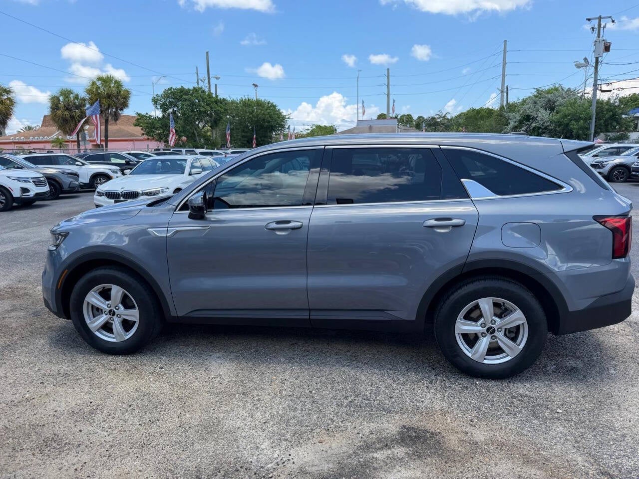 2022 Kia Sorento LX 4dr SUV