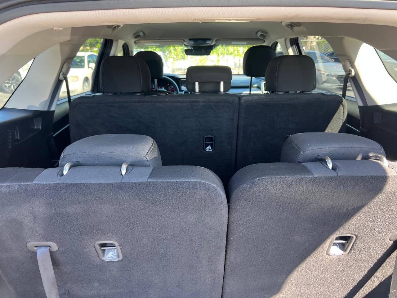 2023 Kia Sorento LX 4dr SUV