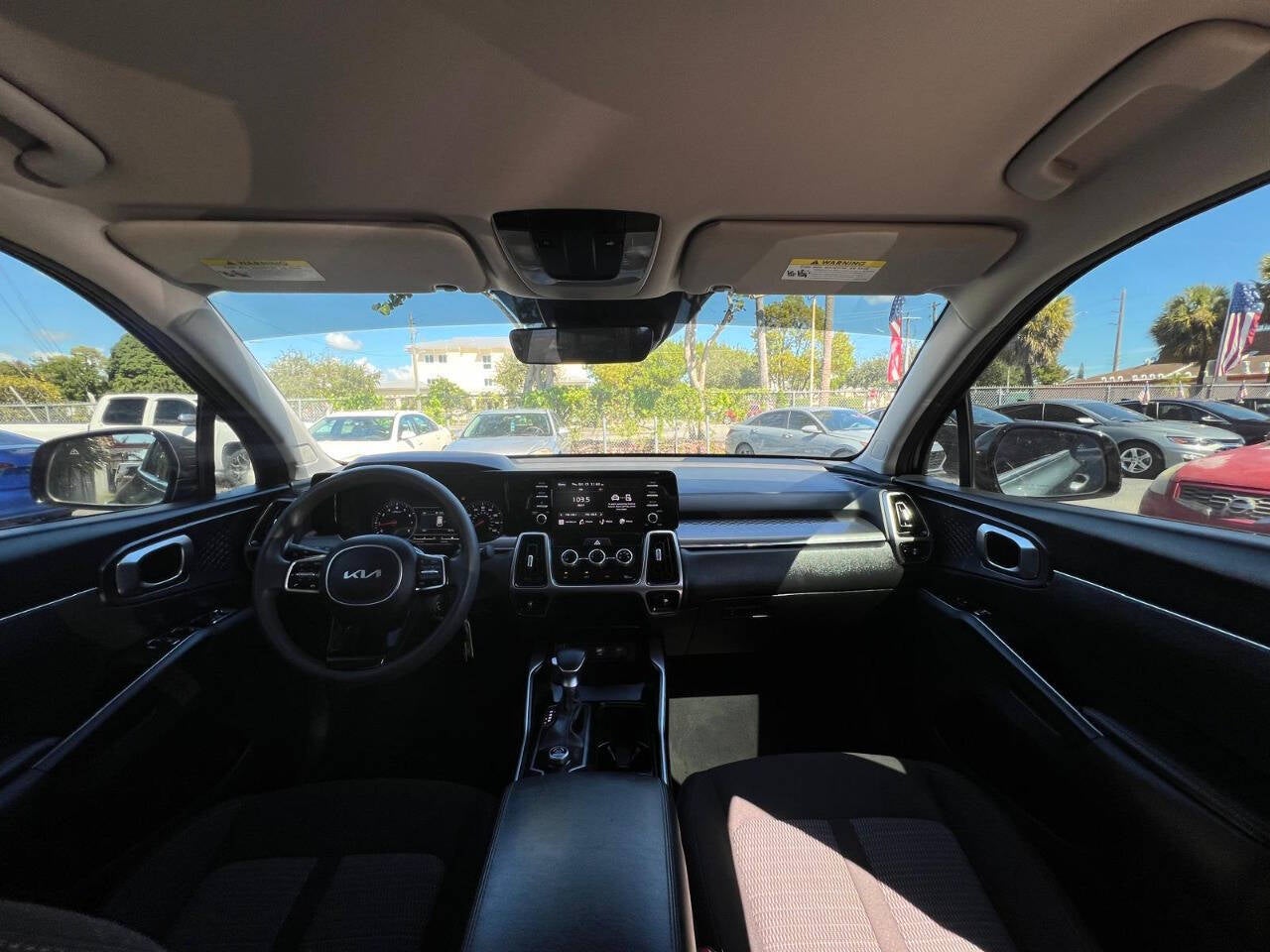 2023 Kia Sorento LX 4dr SUV