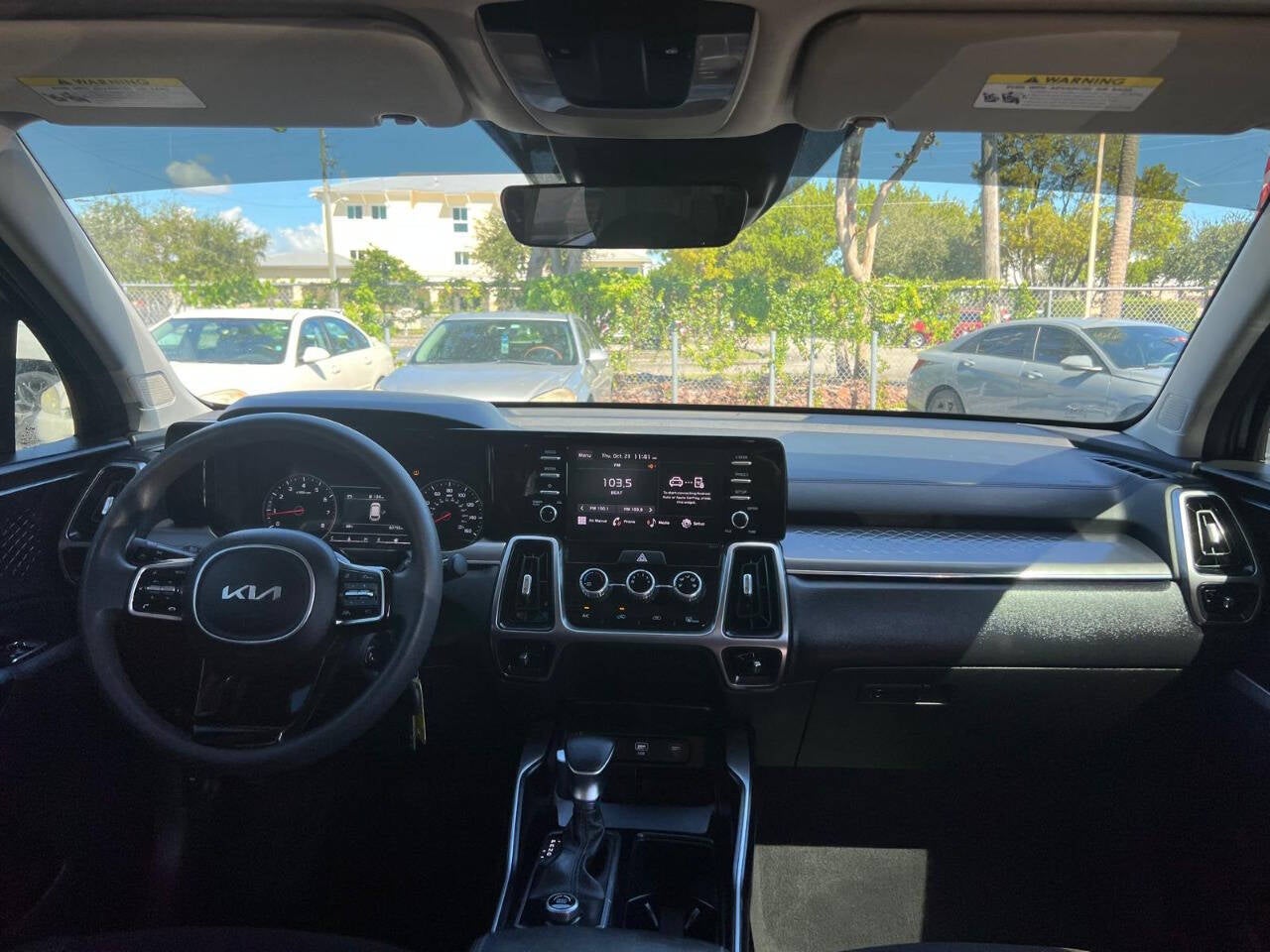 2023 Kia Sorento LX 4dr SUV