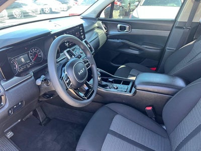 2023 Kia Sorento LX 4dr SUV