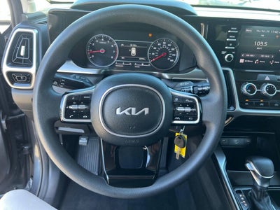 2023 Kia Sorento LX 4dr SUV