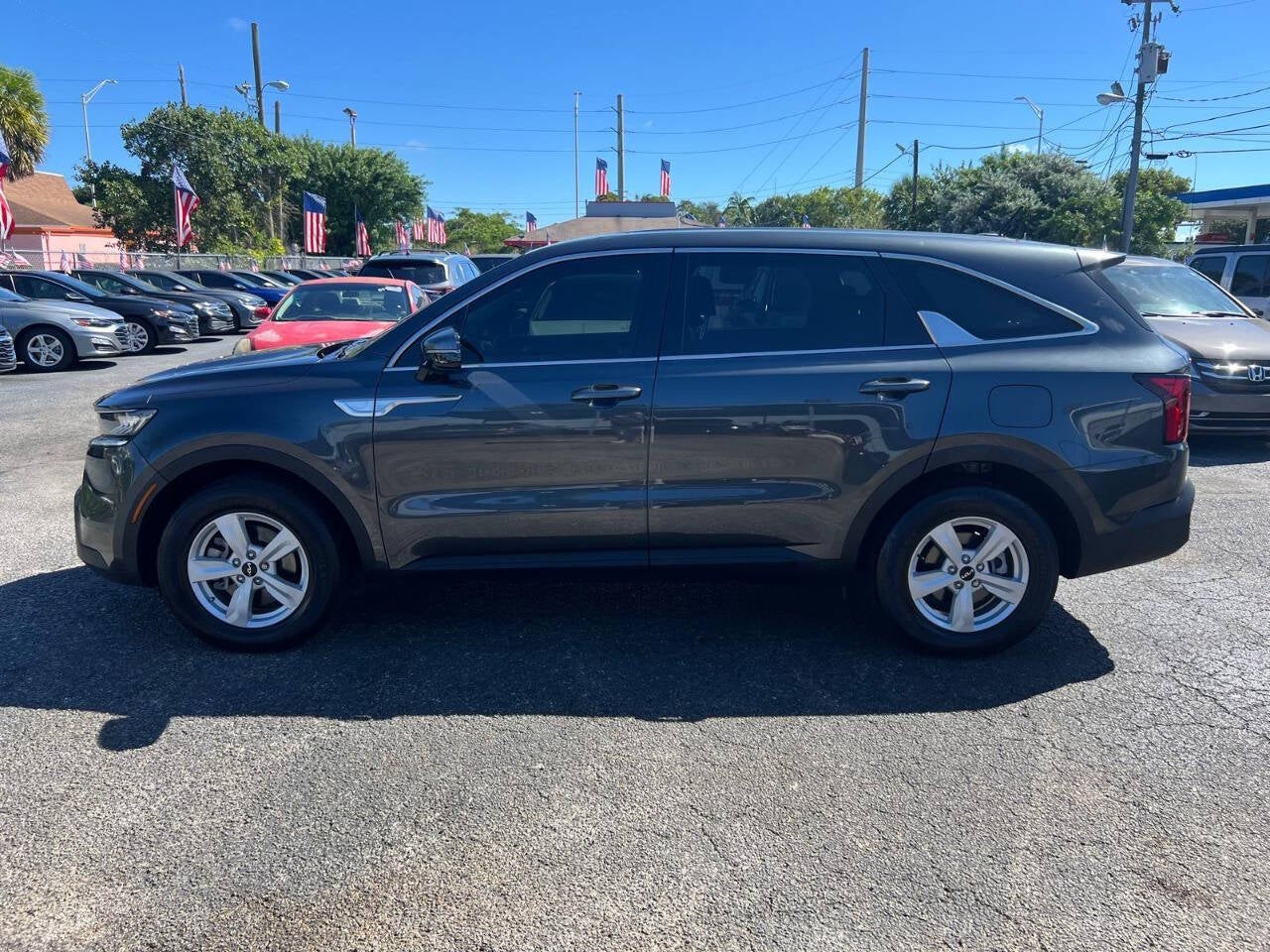 2023 Kia Sorento LX 4dr SUV