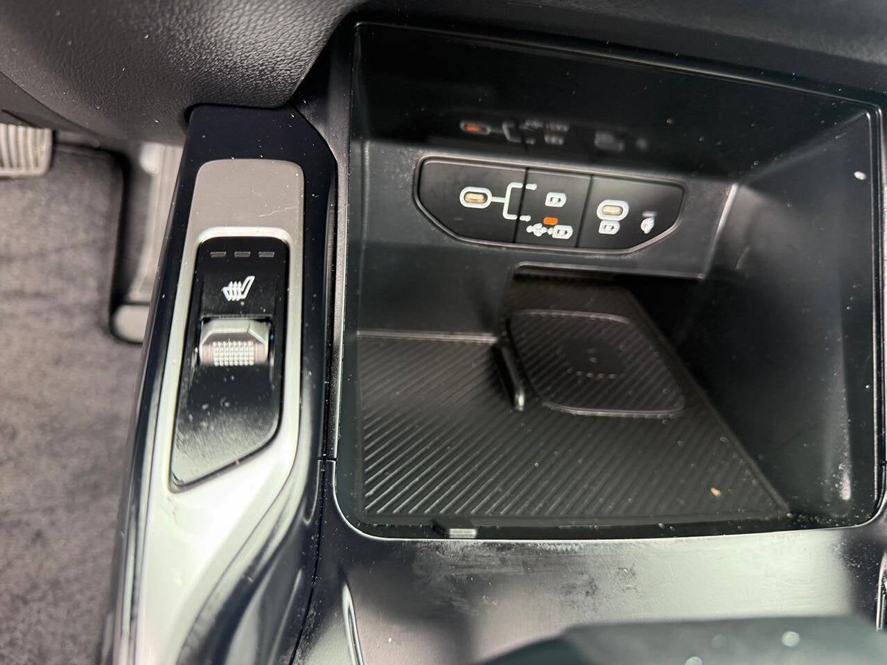 2024 Kia Sorento S 4dr SUV