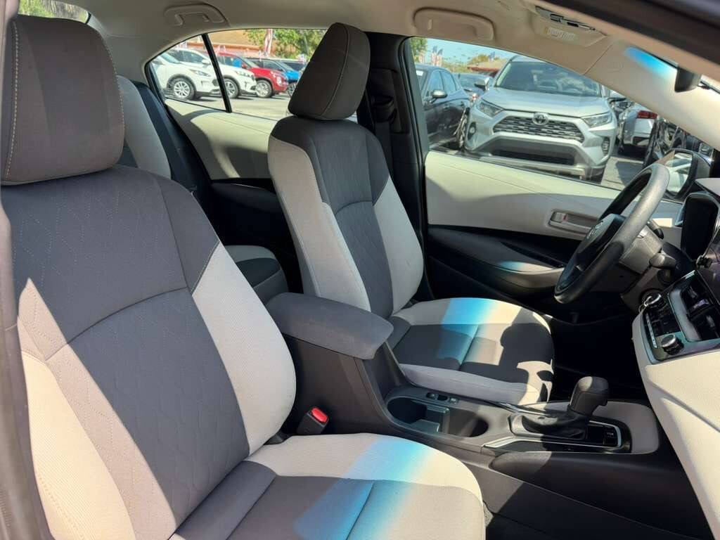 2024 Toyota Corolla LE 4dr Sedan