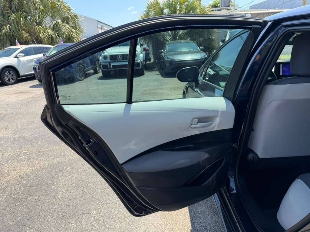 2024 Toyota Corolla LE 4dr Sedan