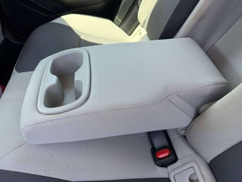 2024 Toyota Corolla LE 4dr Sedan