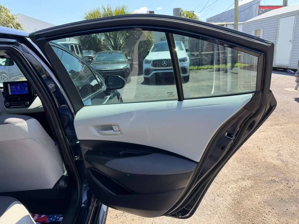 2024 Toyota Corolla LE 4dr Sedan