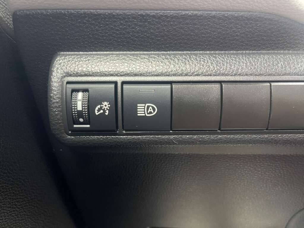 2025 Toyota Corolla LE 4dr Sedan