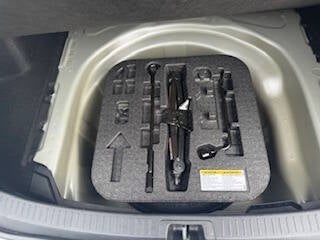 2023 Toyota Corolla LE 4dr Sedan