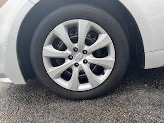 2023 Toyota Corolla LE 4dr Sedan