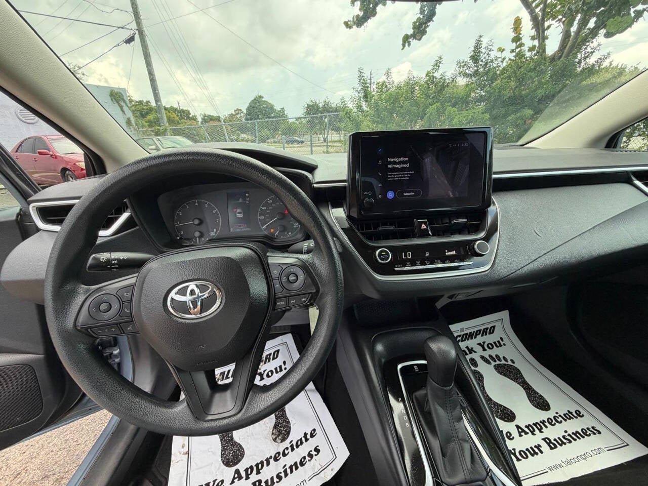 2024 Toyota Corolla LE 4dr Sedan
