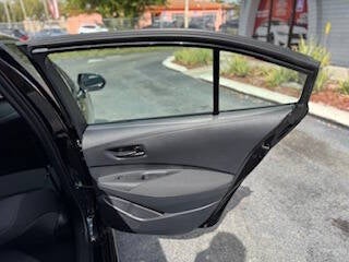 2024 Toyota Corolla LE 4dr Sedan