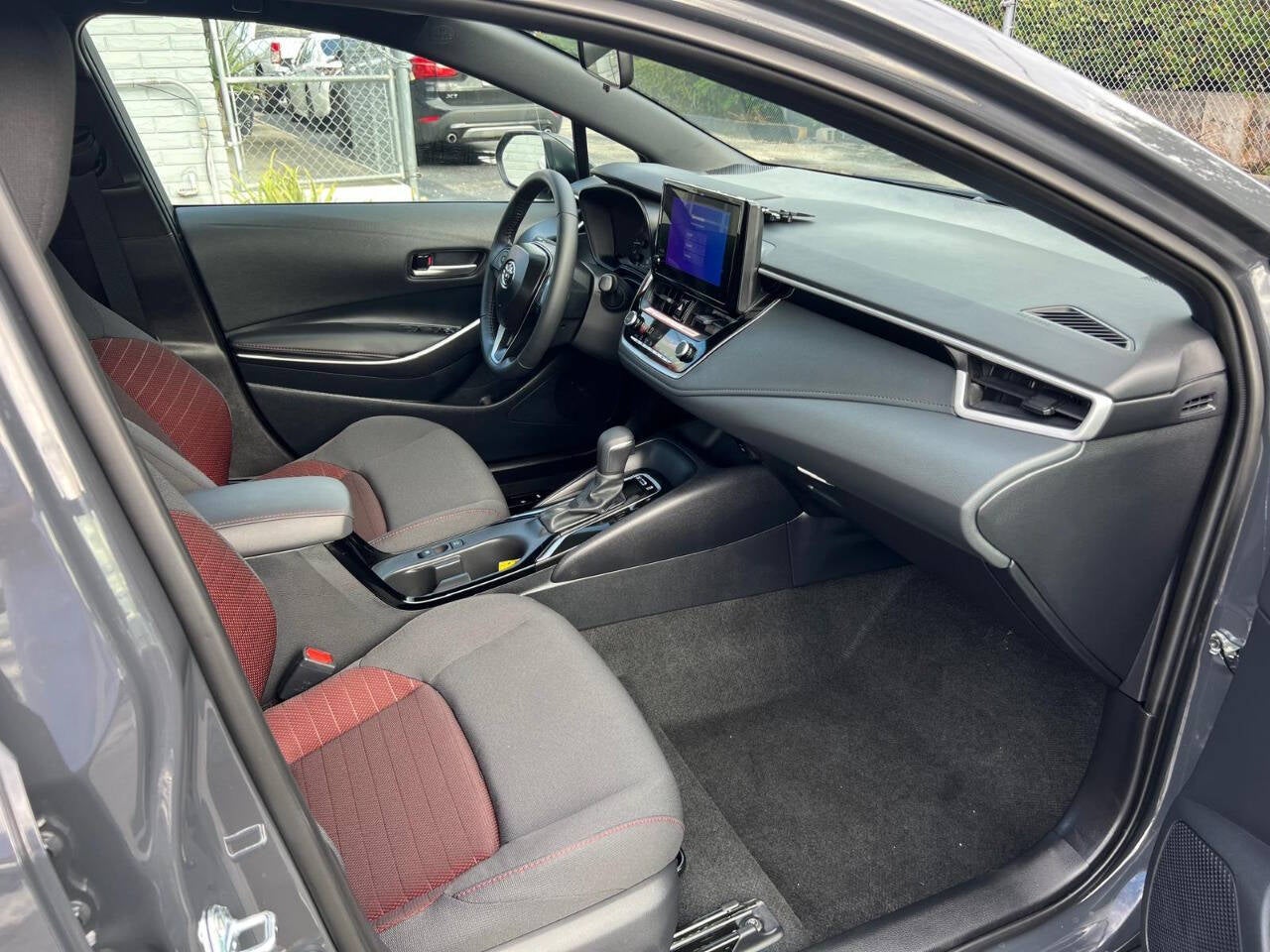 2025 Toyota Corolla SE 4dr Sedan