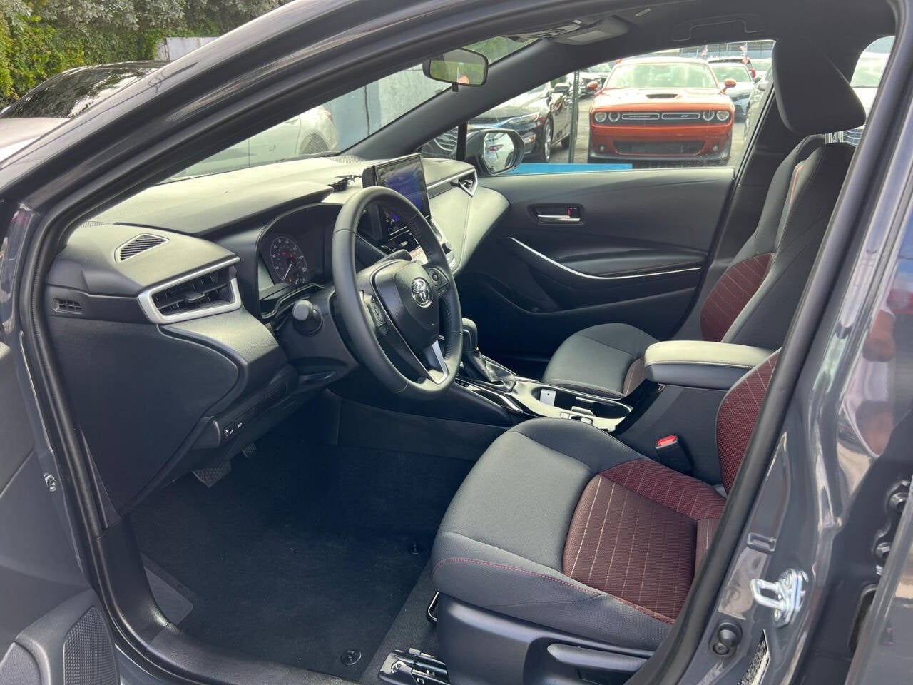 2025 Toyota Corolla SE 4dr Sedan