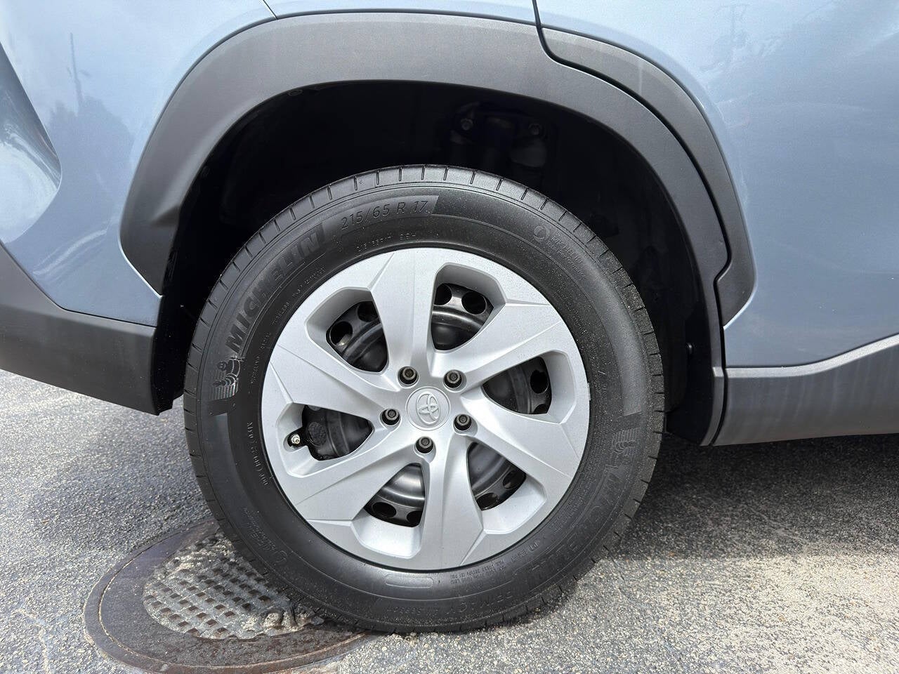 2023 Toyota Corolla Cross L 4dr Crossover