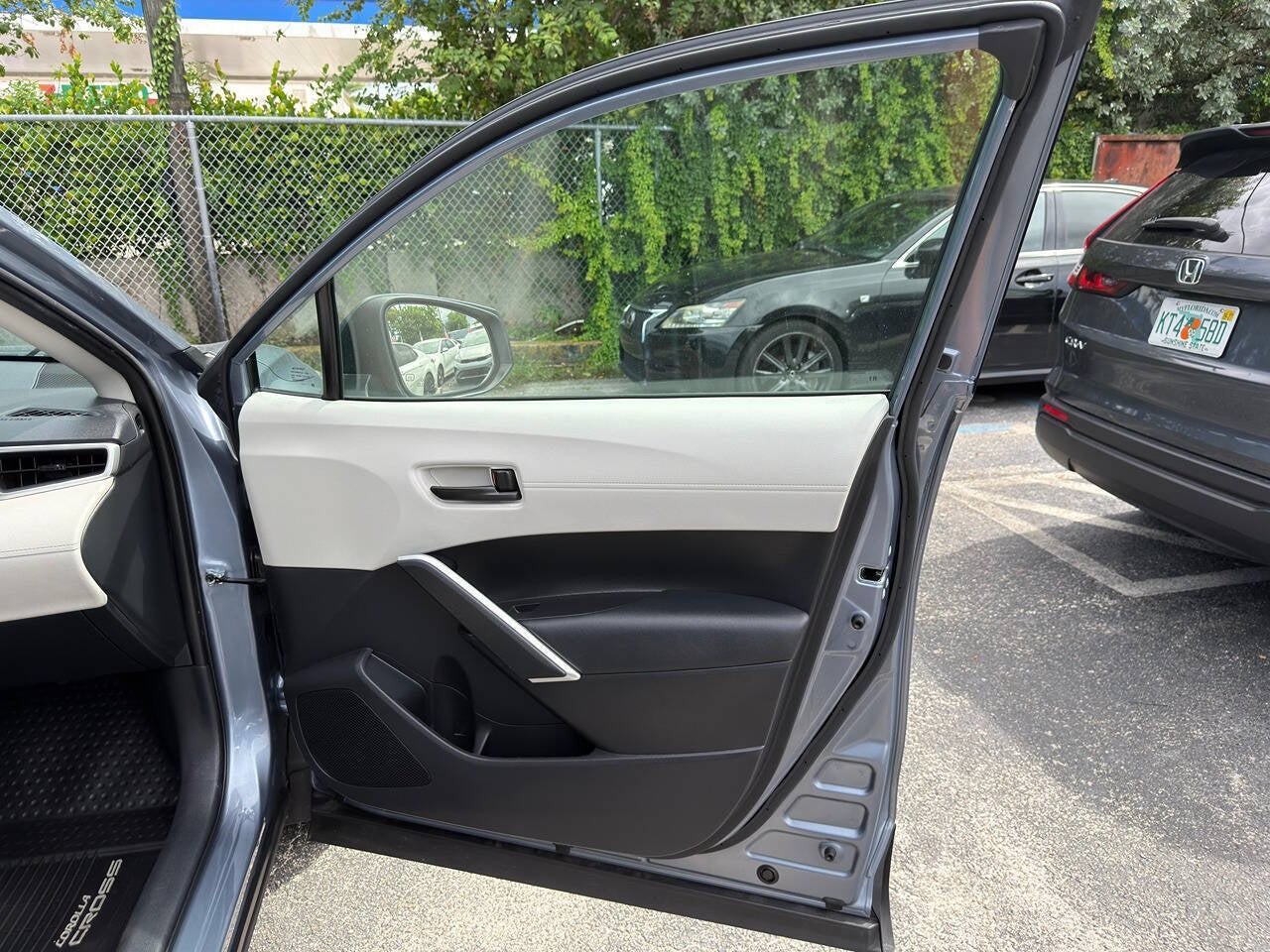 2023 Toyota Corolla Cross L 4dr Crossover