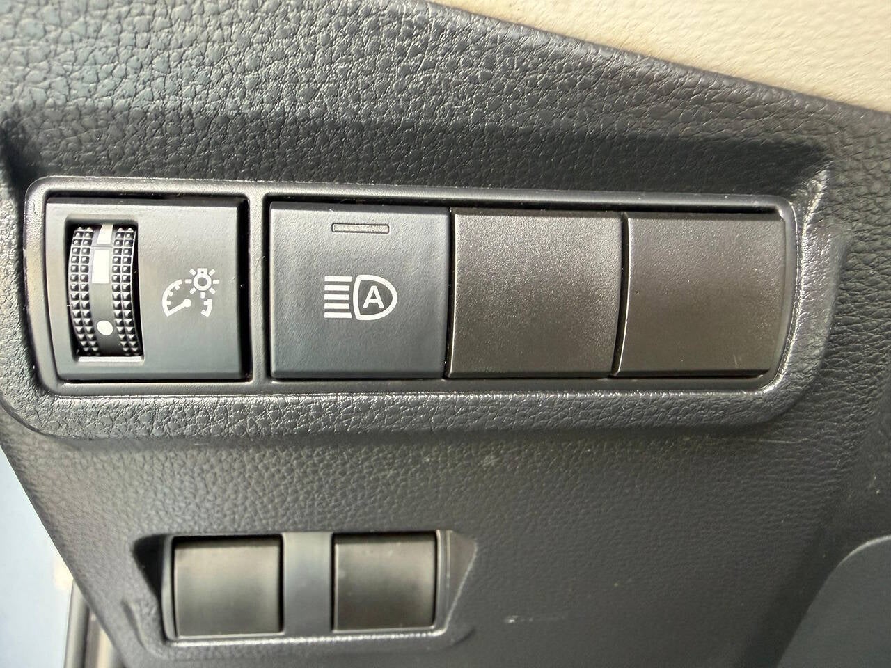 2023 Toyota Corolla Cross L 4dr Crossover