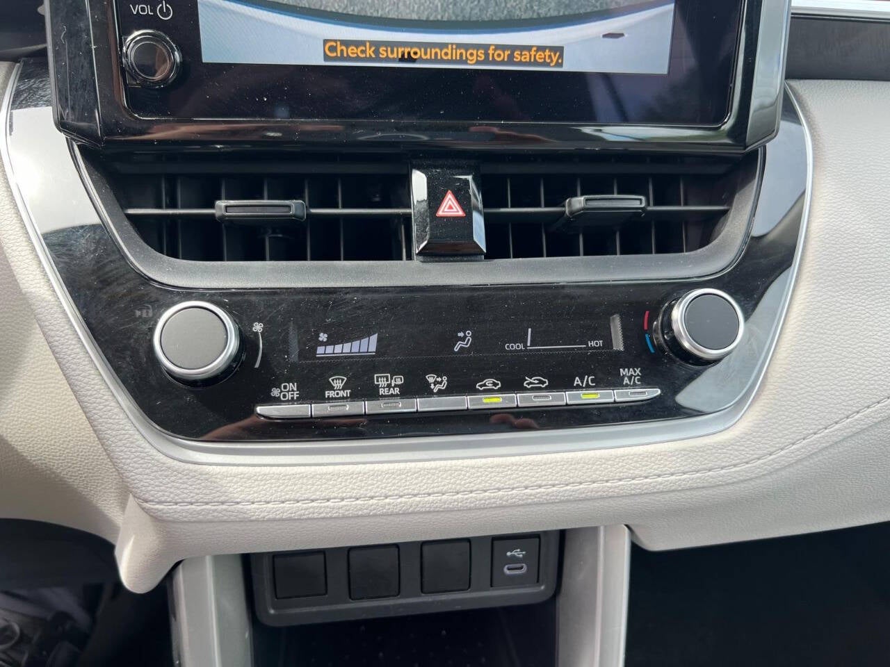 2023 Toyota Corolla Cross L 4dr Crossover