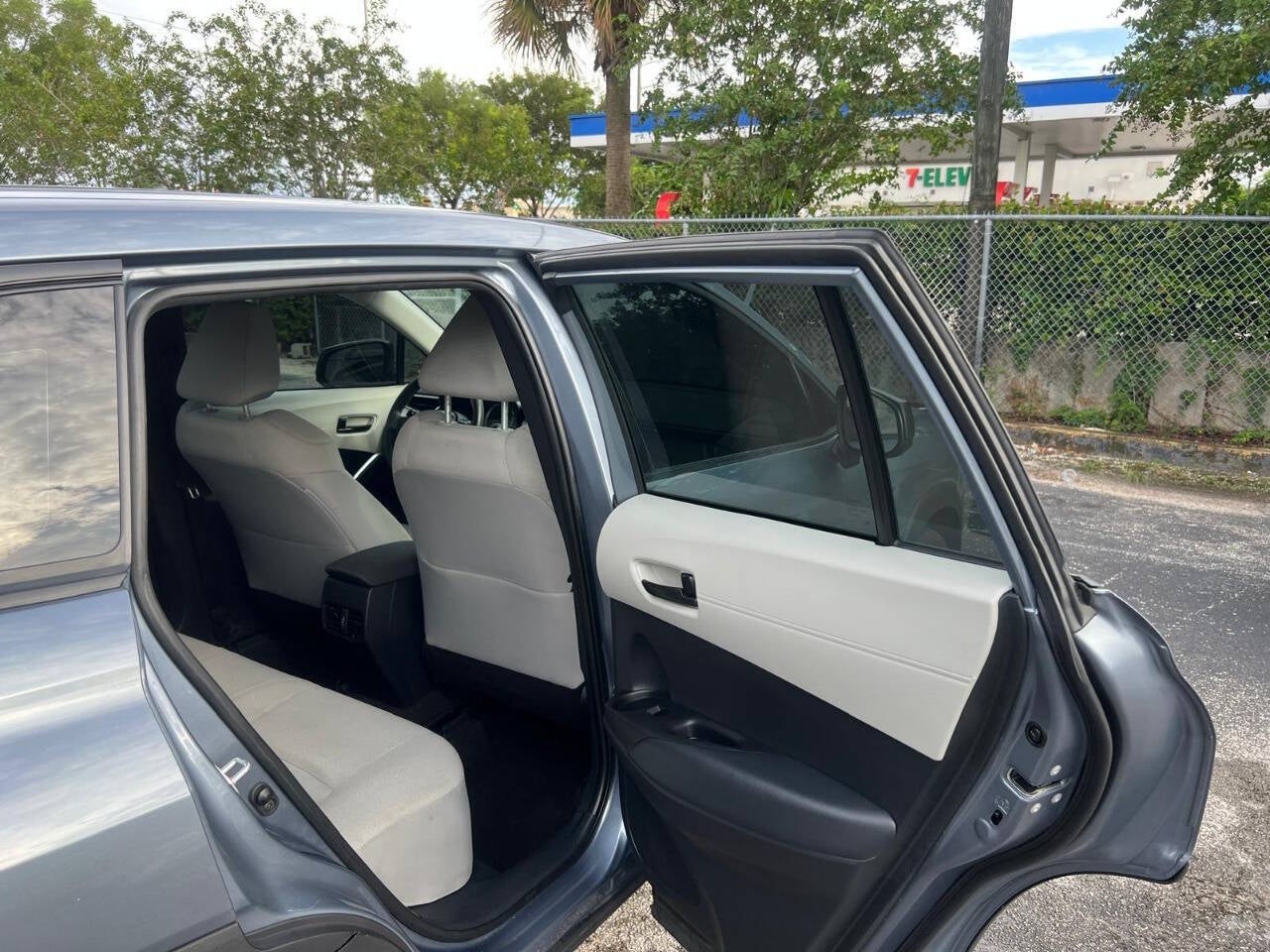 2022 Toyota Corolla Cross L 4dr Crossover