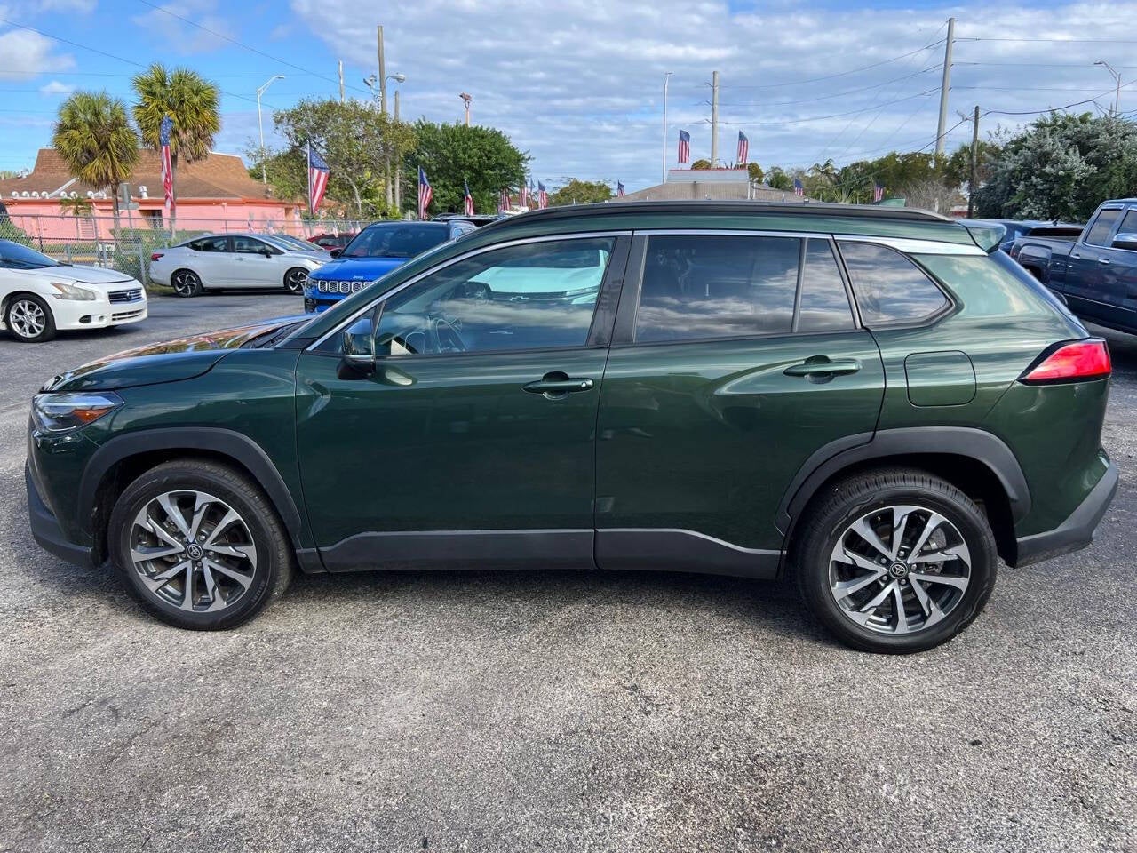 2023 Toyota Corolla Cross XLE AWD 4dr Crossover