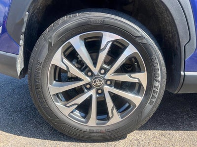 2024 Toyota Corolla Cross XLE 4dr Crossover