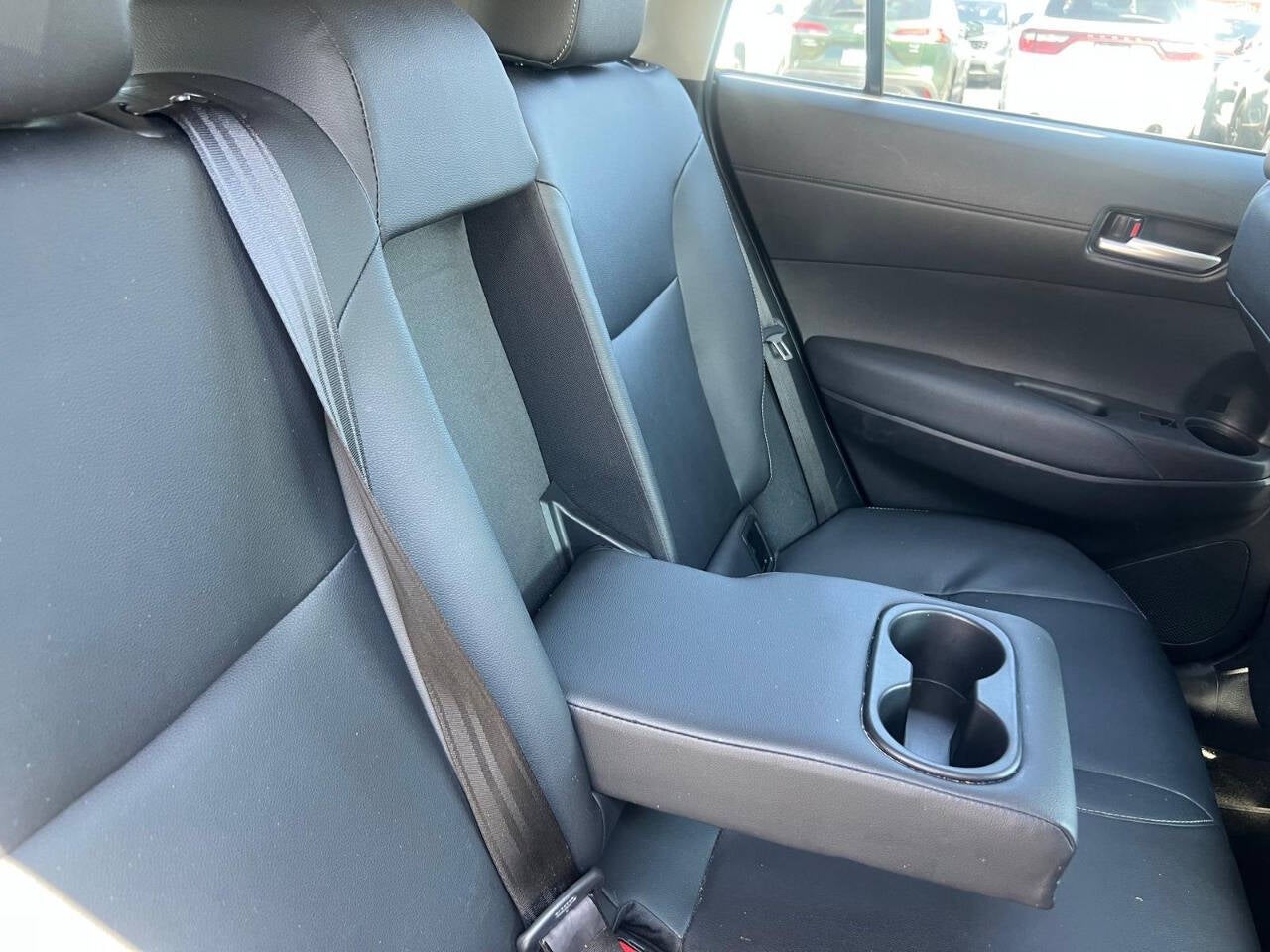 2024 Toyota Corolla Cross XLE 4dr Crossover