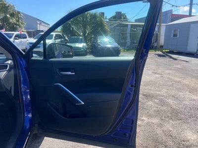 2024 Toyota Corolla Cross XLE 4dr Crossover