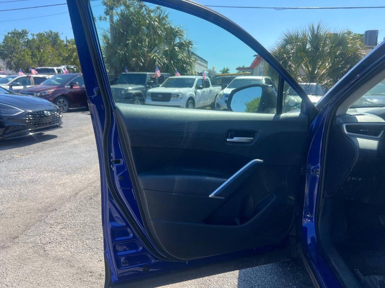 2024 Toyota Corolla Cross XLE 4dr Crossover