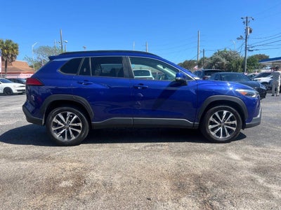 2024 Toyota Corolla Cross XLE 4dr Crossover