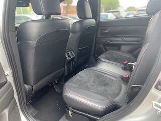 2020 Mitsubishi Outlander LE 4dr SUV