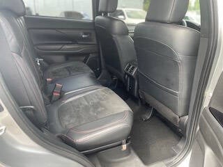 2020 Mitsubishi Outlander LE 4dr SUV