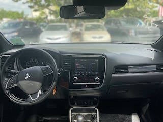 2020 Mitsubishi Outlander LE 4dr SUV