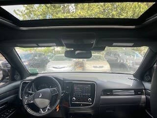 2020 Mitsubishi Outlander LE 4dr SUV