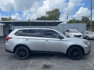 2020 Mitsubishi Outlander LE 4dr SUV