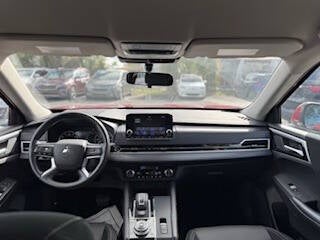 2024 Mitsubishi Outlander ES 4dr SUV
