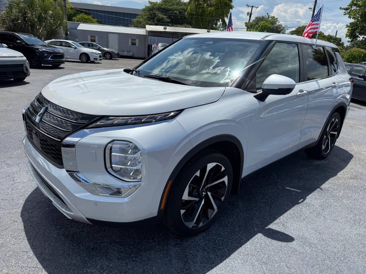 2022 Mitsubishi Outlander SE Launch Edition AWD 4dr SUV