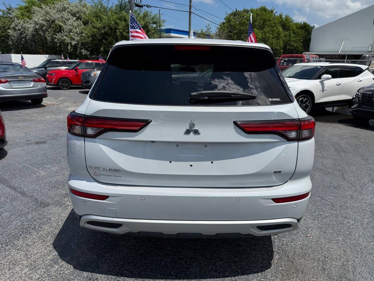 2022 Mitsubishi Outlander SE Launch Edition AWD 4dr SUV