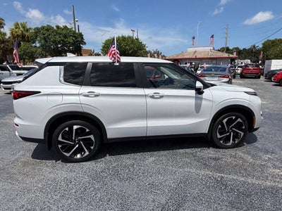 2022 Mitsubishi Outlander SE Launch Edition AWD 4dr SUV