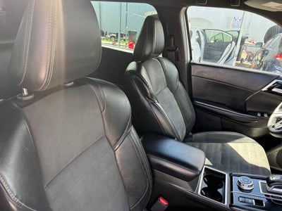 2023 Mitsubishi Outlander SE AWD 4dr SUV